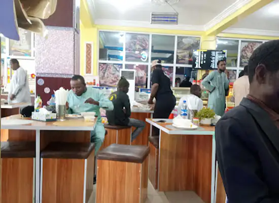 nigeria/maiduguri/restaurant/lm-bakery-restaurant