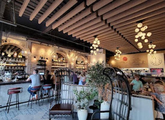 illinois/fox-valley/restaurant/davanti-enoteca