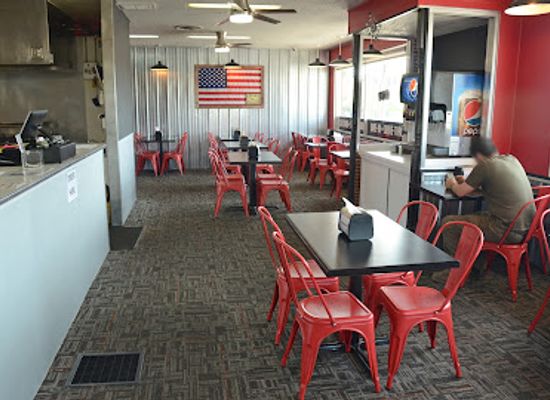 iowa/muscatine/restaurant/a-guy-and-a-grill-catering-service