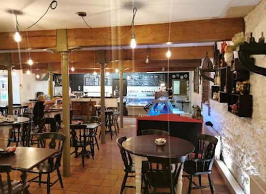 ireland/county-laois/restaurant/the-hare-s-corner