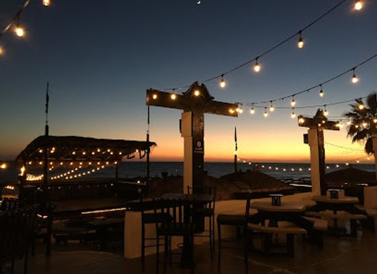 arizona/sonoran-desert/restaurant/wrecked-at-the-reef