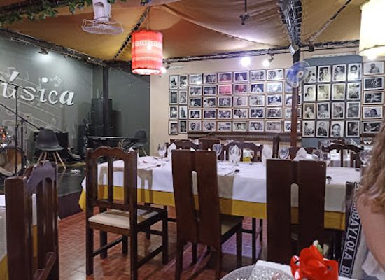 cabo-verde/vila-do-maio/restaurant/quintal-da-musica