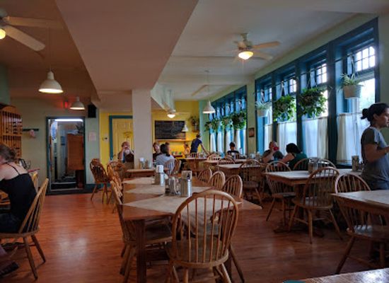 north-carolina/asheville/restaurant/early-girl-eatery