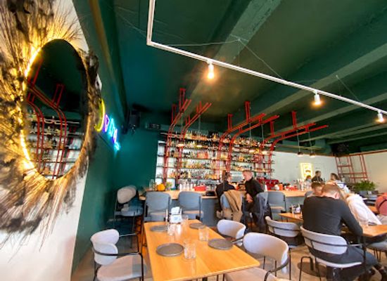 ukraine/uzhhorod/restaurant/yeahnot-bar-kitchen
