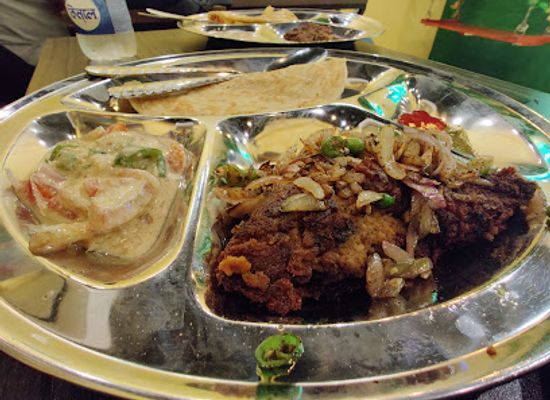 bangladesh/haor-basin/restaurant/owl-s-hotpot