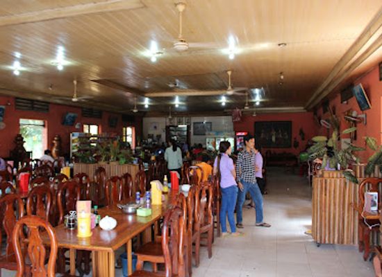 cambodia/kampong-thom/restaurant/stung-sen-restaurant