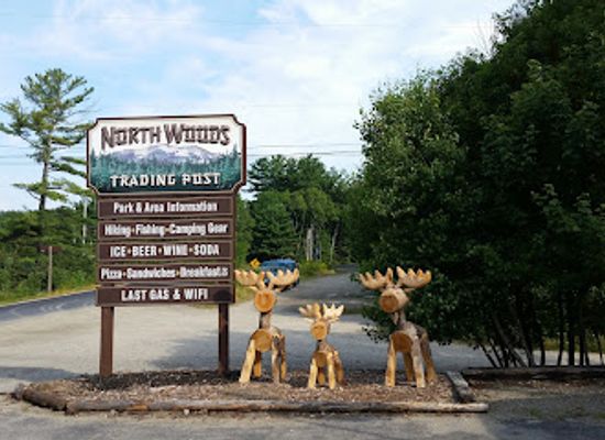 maine/katahdin-region/restaurant/golden-road-crossing