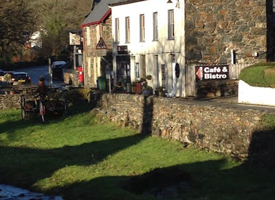 united-kingdom/snowdonia-national-park/restaurant/y-bistro-yn-yr-hebog