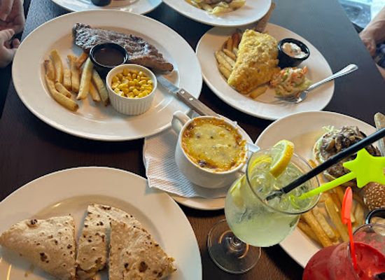 brunei/bandar-seri-begawan/kampong-ayer/restaurant/london-cafe-restaurant