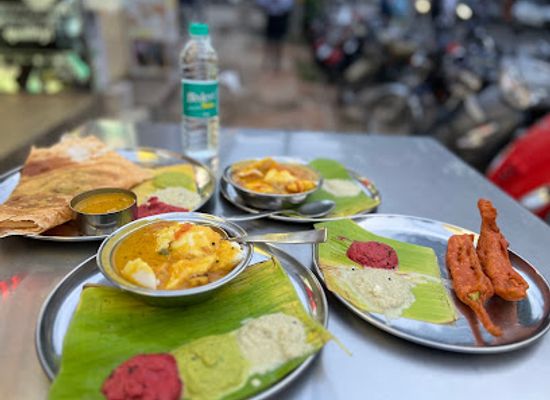 india/south-india/restaurant/vadacurry
