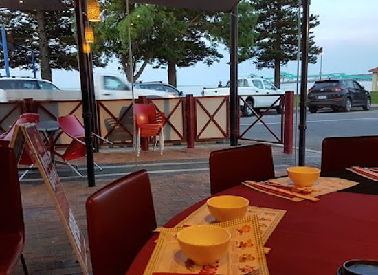 australia/eyre-peninsula/restaurant/peacock-gardens-chinese-thai-restaurant