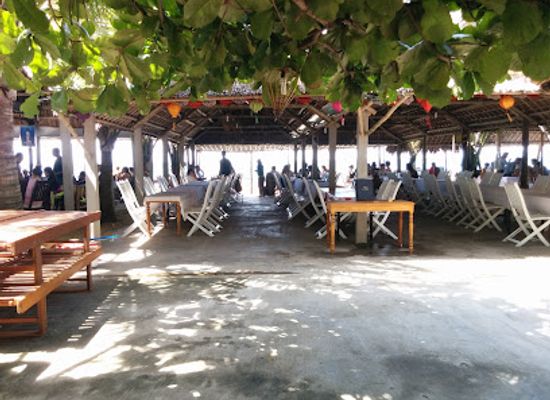 vietnam/hoi-an/an-bang-beach/restaurant/nam-gia-seafood-restaurant