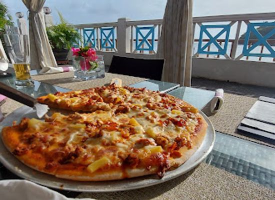 saint-vincent-and-the-grenadines/grenadines/restaurant/bungalow