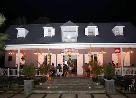 seychelles/bird-island/restaurant/maison-marengo