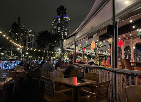 florida/st-petersburg/restaurant/fresco-s-waterfront-bistro
