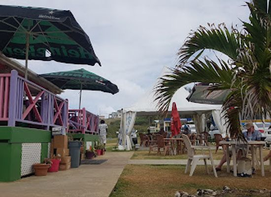 barbados/saint-andrew/restaurant/dina-s-bar