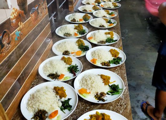 nepal/chitwan/restaurant/himalaya-restaurant-and-cottage