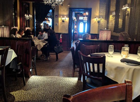 pennsylvania/lancaster/restaurant/the-belvedere-inn