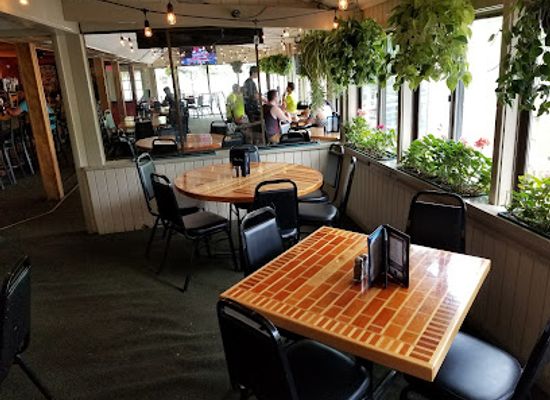 virginia/virginia-beach/sandbridge-beach/restaurant/blue-pete-s-restaurant
