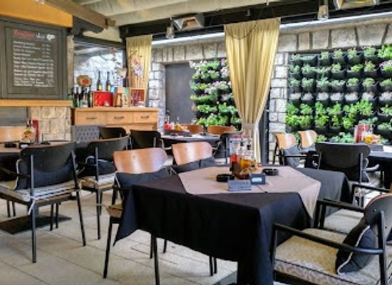 croatia/opatija/restaurant/ruzmarin