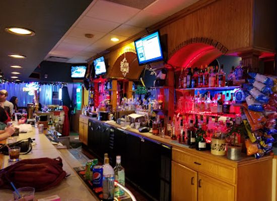 wisconsin/la-crosse/restaurant/neuie-s-vogue-bar-grill