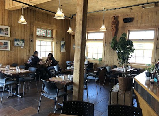 canada/gaspe-peninsula/restaurant/cafe-de-l-anse-restaurant-gaspesien