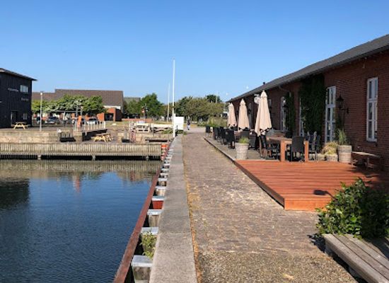 denmark/limfjord/restaurant/cafe-holmen