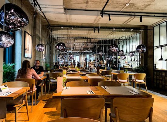 poland/lodz/restaurant/len-i-bawelna