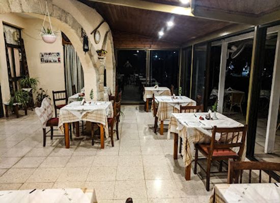 cyprus/paphos/tombs-of-the-kings/restaurant/king-philip-s-restaurant