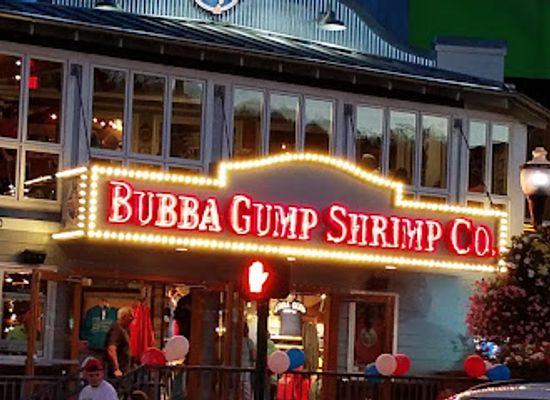 tennessee/gatlinburg/restaurant/bubba-gump-shrimp-co