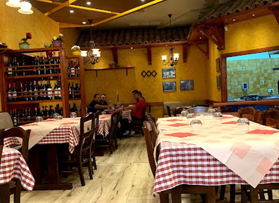 albania/tirana/blloku/restaurant/pagus