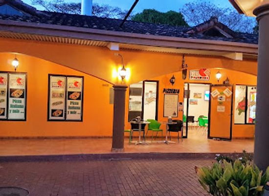 panama/boquete/restaurant/pizzeria-re-pomodoro