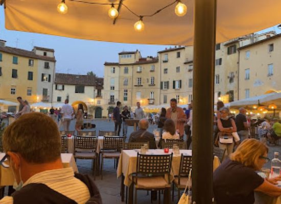 italy/lucca/restaurant/sottosotto