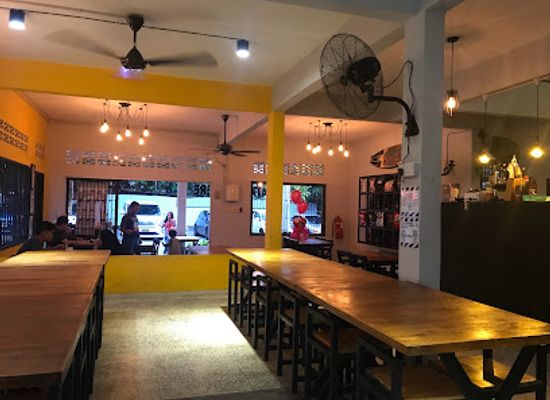 malaysia/kuantan/restaurant/atmosphere-industry