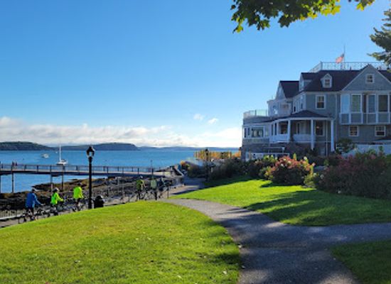 maine/mount-desert-island/restaurant/jeannie-s-great-maine-breakfast