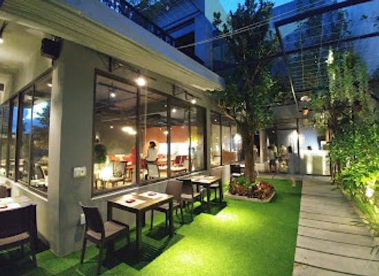 vietnam/northeast/restaurant/nen-danang-restaurant