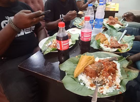 benin/pendjari-national-park/restaurant/mama-ebo-pepper-rice