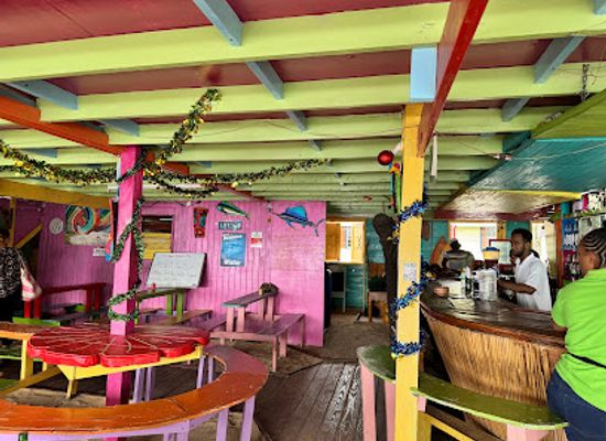 dominica/saint-patrick/restaurant/hi-rise-beach-bar