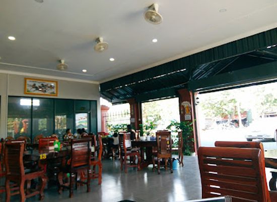 cambodia/kampong-chhnang/restaurant/98-restaurant
