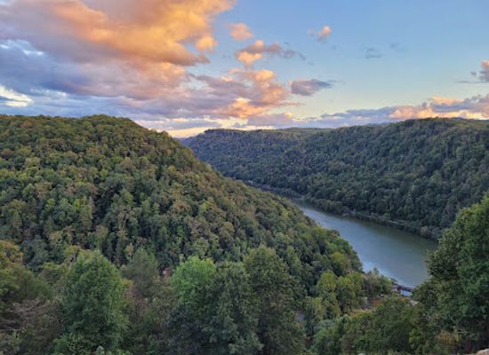 west-virginia/metro-valley/restaurant/overlook-at-the-new-river-gorge-restaurant