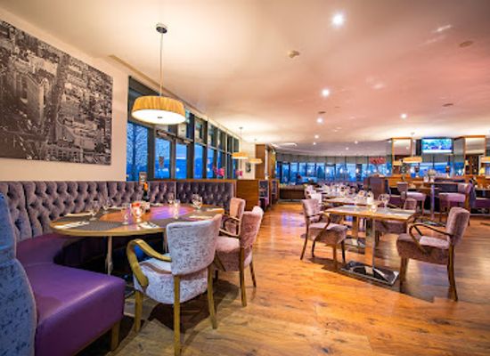 ireland/county-cork/restaurant/the-new-yorker-bar-restaurant