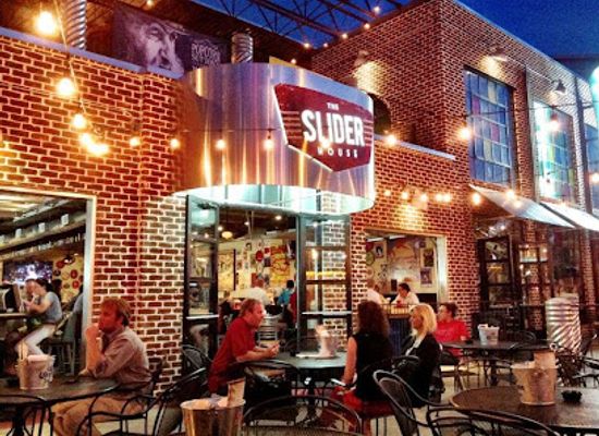 tennessee/nashville/music-row/restaurant/the-slider-house