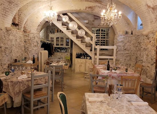 italy/monferrato/restaurant/la-commedia-della-pentola-in-monferrato