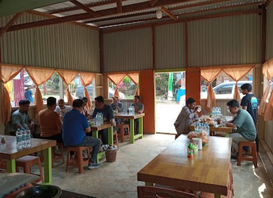 indonesia/central-sulawesi/restaurant/coto-makassar-kolonodale