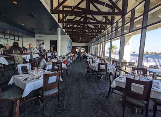 florida/destin-beach/restaurant/marina-cafe