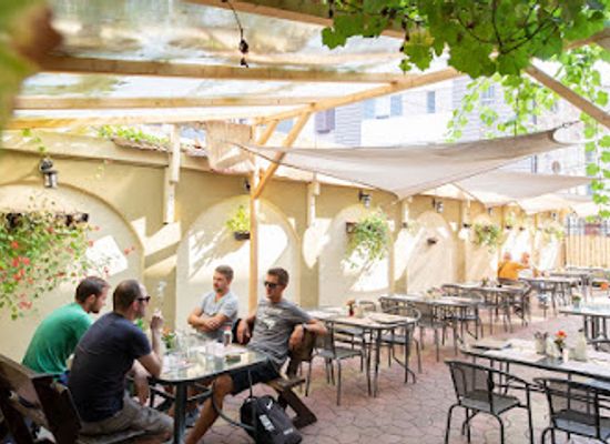 romania/ilfov/restaurant/restaurant-bucatarasul