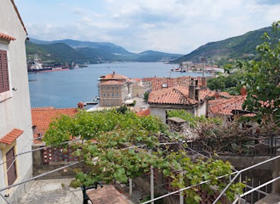 croatia/gorski-kotar/restaurant/restaurant-ribarnica-bakar