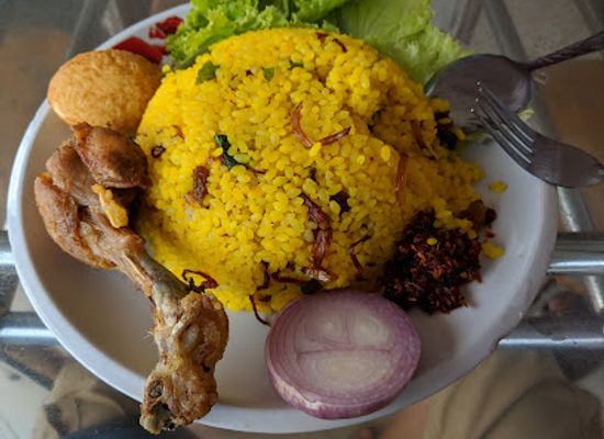sri-lanka/matara/restaurant/kadhira-cafe