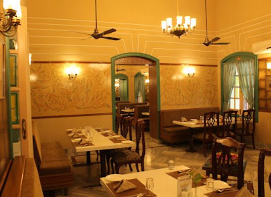 india/varanasi/varanasi-cantt/restaurant/canton-royale-restaurant