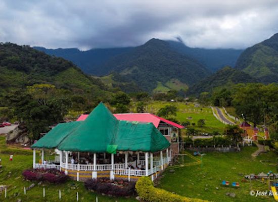 colombia/los-llanos/restaurant/mirador-llanero